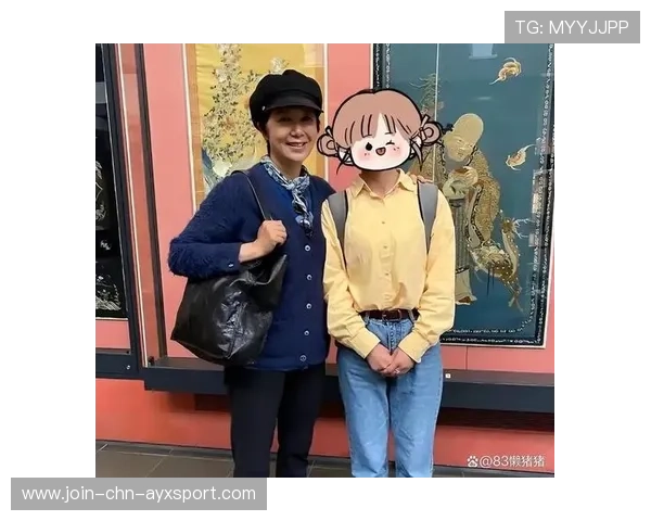 世界冠军陪妈妈逛街被偶遇——温馨瞬间背后的故事