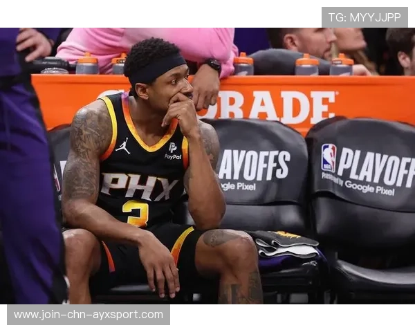 太阳三分如雨，布克复出状态神勇