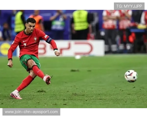 C罗半场两球在手,胜利轻松控局,c罗打进点球 C罗半场两球在手,胜利轻松控局,c罗打进点球