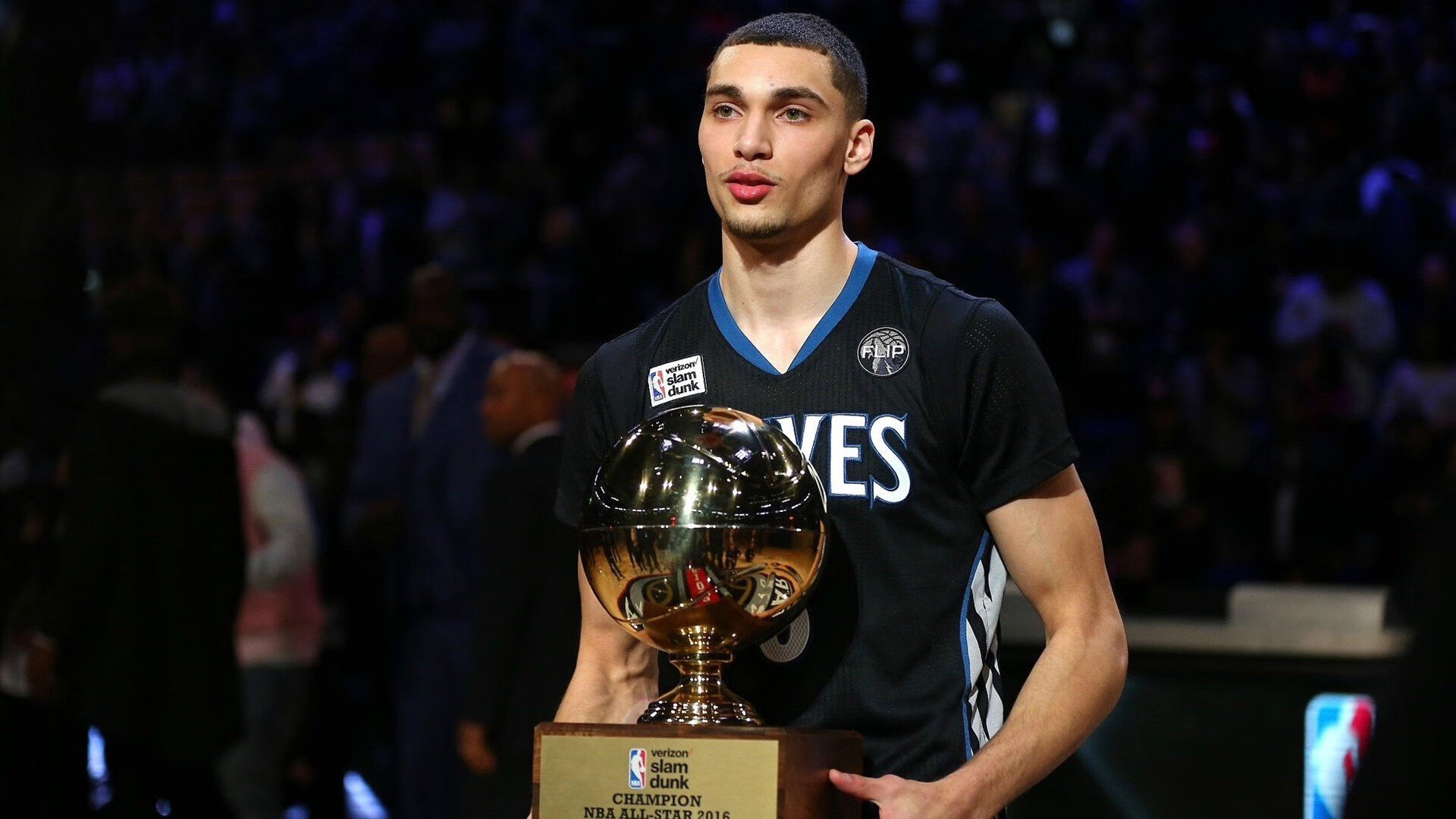 2018年季后赛：库里百发百中的远距离三分，打破多项NBA历史纪录，库里2018总决赛数据统计